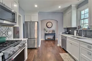 3648 Tolland Rd, Huber Heights, OH 44122 - Photo 5