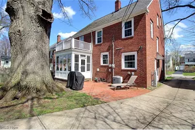 3648 Tolland Road, Huber Heights, OH 44122 - Photo 15