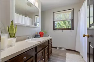 4705 Woodland Ave NW, Canton, OH 44709 - Photo 41