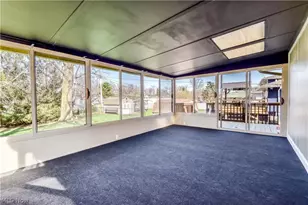 447 St Lawrence Blvd, Eastlake, OH 44095 - Photo 23