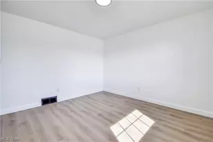 447 St Lawrence Blvd, Eastlake, OH 44095 - Photo 35