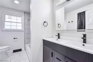 447 St Lawrence Blvd, Eastlake, OH 44095 - Photo 29