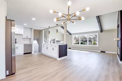 447 Saint Lawrence Boulevard, Eastlake, OH 44095 - Photo 9