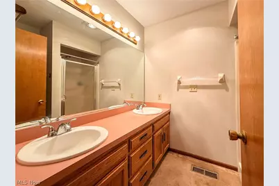 92 Sturbridge Drive, Medina, OH 44256 - Photo 17