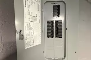 438 Nugent St, Newcomerstown, OH 43832 - Photo 17