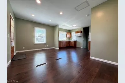 438 Nugent Street, Newcomerstown, OH 43832 - Photo 9