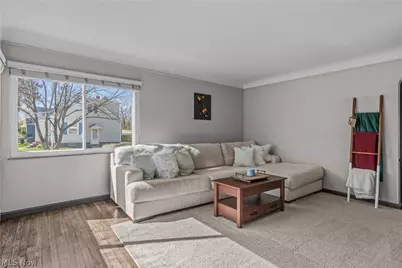 6788 Orchard Boulevard, Parma Heights, OH 44130 - Photo 5