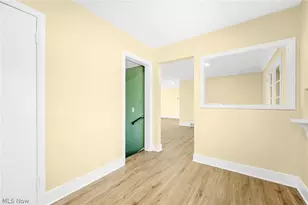 6370 Manchester Rd, Parma, OH 44129 - Photo 13
