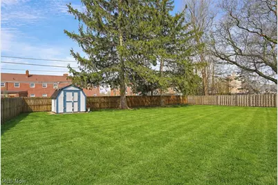 6370 Manchester Road, Parma, OH 44129 - Photo 29