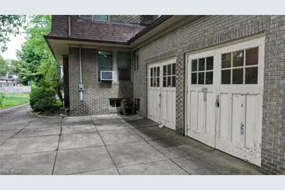226 Storer Avenue, Akron, OH 44302 - Photo 39