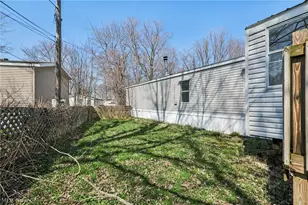 6800 Lake Rd W, Geneva, OH 44041 - Photo 17
