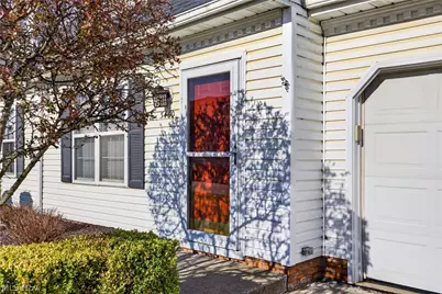 3400 Newport Cove #B-20, Willoughby, OH 44094 - Photo 3