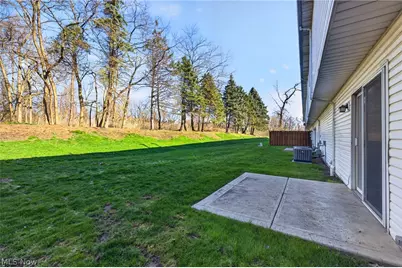 3400 Newport Cove #B-20, Willoughby, OH 44094 - Photo 35