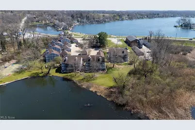 243 Portage Lakes Drive #E, Akron, OH 44319 - Photo 7