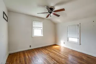 860 E 232nd St, Euclid, OH 44123 - Photo 17