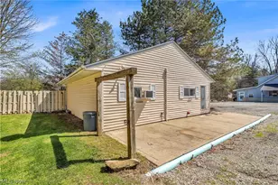 15064 W River Rd, Columbia Station, OH 44028 - Photo 33