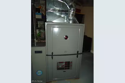 318 Van Buren Avenue, Cuyahoga Falls, OH 44221 - Photo 25