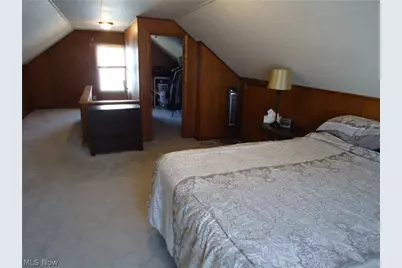 318 Van Buren Avenue, Cuyahoga Falls, OH 44221 - Photo 15