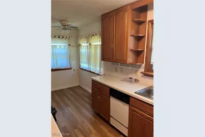 1528 Hammel Street, Akron, OH 44306 - Photo 9