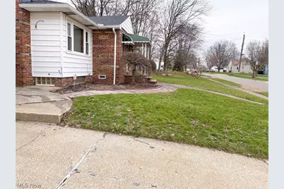 1528 Hammel Street, Akron, OH 44306 - Photo 3