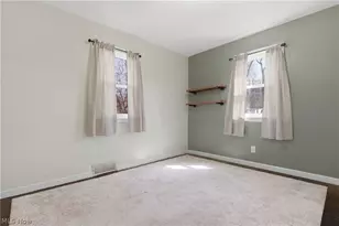 240 E 45th St, Lorain, OH 44052 - Photo 25