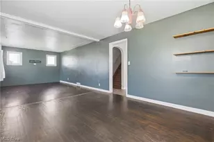 240 E 45th St, Lorain, OH 44052 - Photo 15