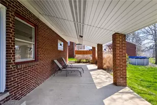 321 Porter Ave, Campbell, OH 44405 - Photo 5