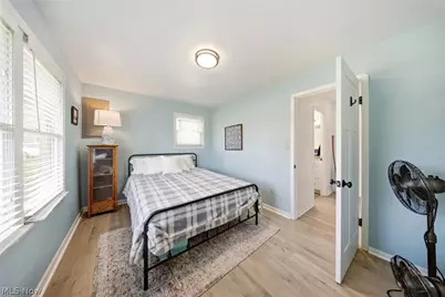 23904 Lake Road, Bay Village, OH 44140 - Photo 33