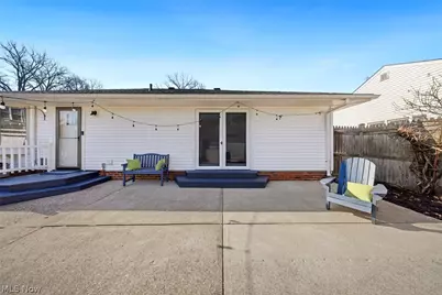 23904 Lake Road, Bay Village, OH 44140 - Photo 37