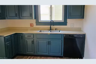 256 N Main Street, Roseville, OH 43777 - Photo 9