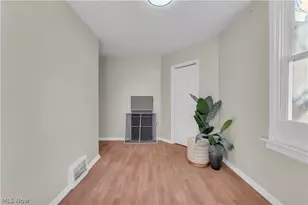 1926 E 123rd St, Loveland, OH 44106 - Photo 15