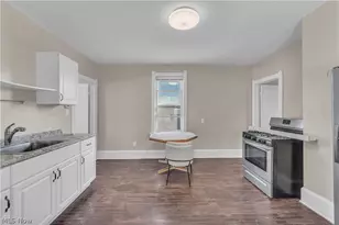 1926 E 123rd St, Loveland, OH 44106 - Photo 9