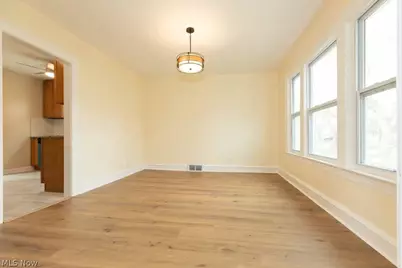 3720 Washington Park, Newburgh Heights, OH 44105 - Photo 7