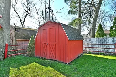 1737 Westwood Drive NW, Warren, OH 44485 - Photo 41