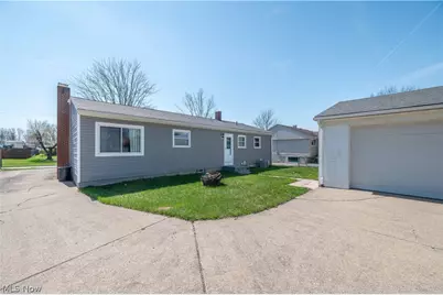 739 Notre Dame Avenue, Austintown, OH 44515 - Photo 7