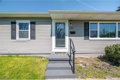 739 Notre Dame Avenue, Austintown, OH 44515 - Photo 5