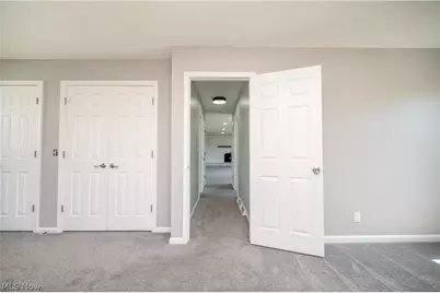 739 Notre Dame Avenue, Austintown, OH 44515 - Photo 37