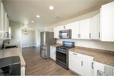 739 Notre Dame Avenue, Austintown, OH 44515 - Photo 25