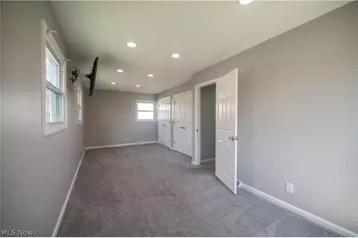 739 Notre Dame Avenue, Austintown, OH 44515 - Photo 35