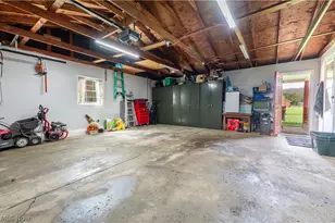 1126 3rd St SW, New Philadelphia, OH 44663 - Photo 33