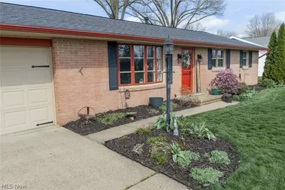 1126 3rd Street SW, New Philadelphia, OH 44663 - Photo 5