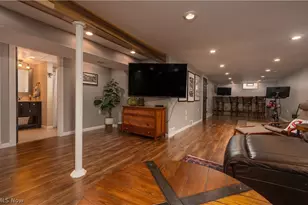 1126 3rd St SW, New Philadelphia, OH 44663 - Photo 25