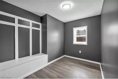 204 Grove Avenue, Cuyahoga Falls, OH 44221 - Photo 29