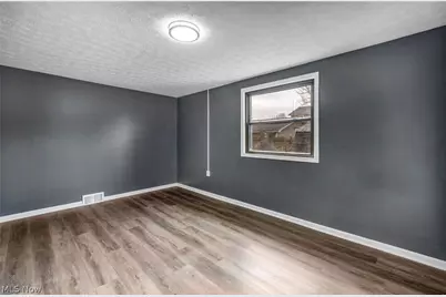 204 Grove Avenue, Cuyahoga Falls, OH 44221 - Photo 23