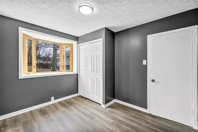 204 Grove Avenue, Cuyahoga Falls, OH 44221 - Photo 27