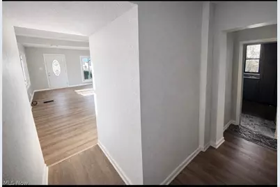 204 Grove Avenue, Cuyahoga Falls, OH 44221 - Photo 33