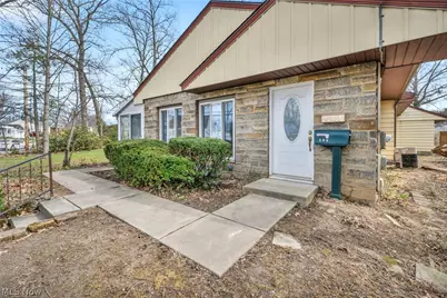 204 Grove Avenue, Cuyahoga Falls, OH 44221 - Photo 5
