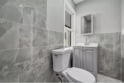 12929 Plover Street, Oakwood, OH 44107 - Photo 17