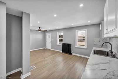 12929 Plover Street, Oakwood, OH 44107 - Photo 11