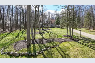 11779 Derbyshire Lane, Chagrin Falls, OH 44023 - Photo 45